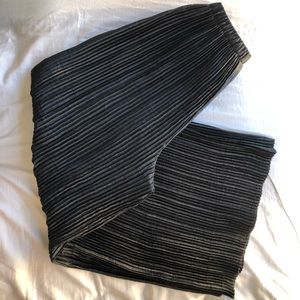 Wide Leg Pleated Pants